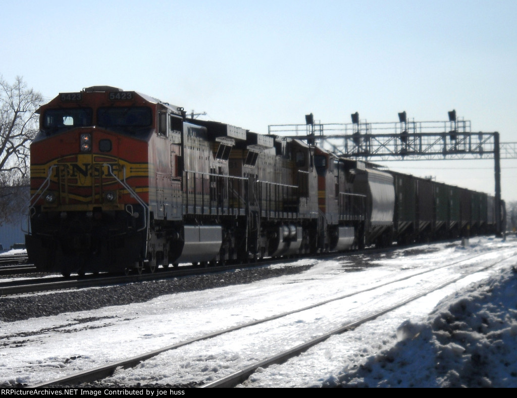 BNSF 5423 East